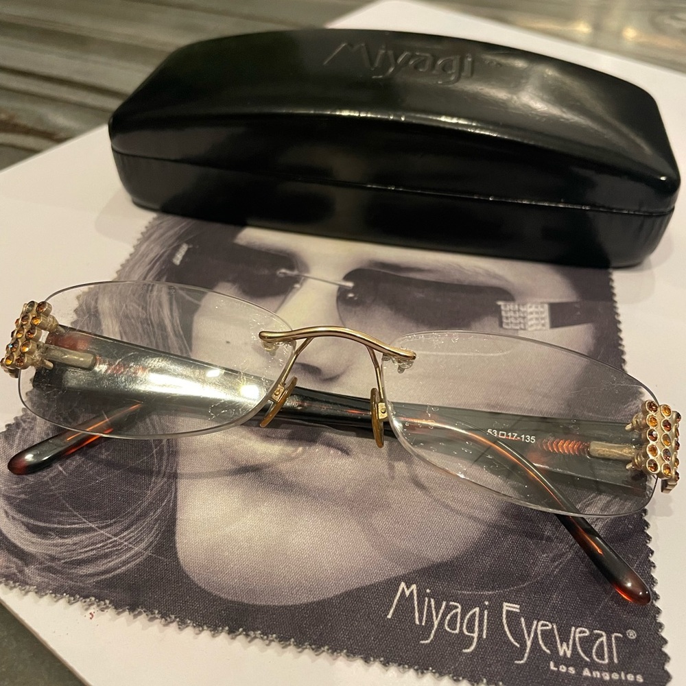 Miyagi Eyeglasses - Luna 1398